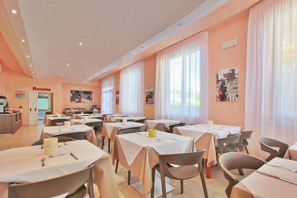 Hotel Carla Lignano Sabbiadoro Eksteriør bilde