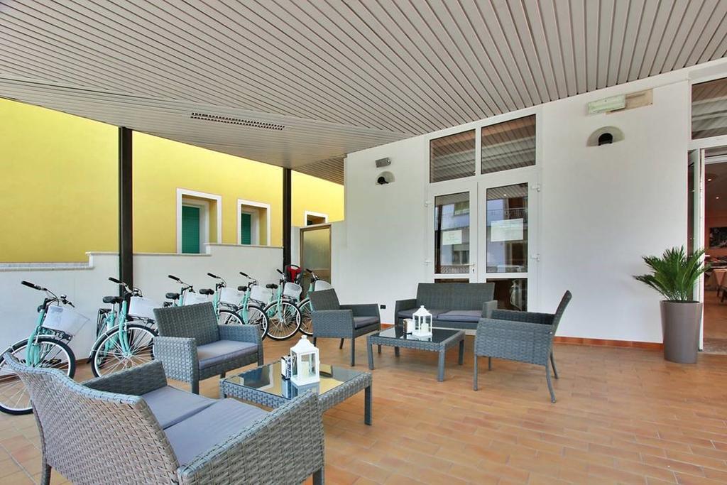 Hotel Carla Lignano Sabbiadoro Eksteriør bilde