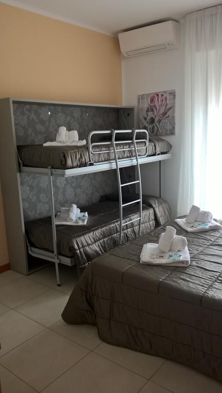 Hotel Carla Lignano Sabbiadoro Eksteriør bilde